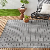 Nicole Miller Country Luna Geometric Outdoor Rectangular Area Rug