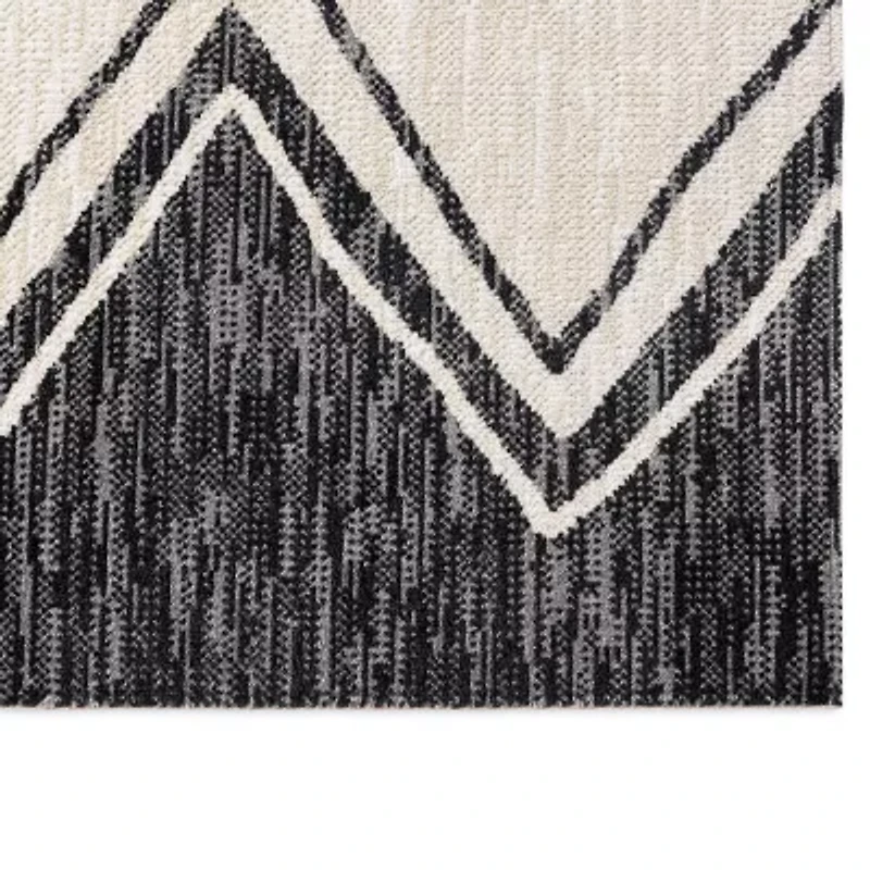 Nicole Miller Sofia Leon Geometric Fade Resistant Washable Outdoor Rectangular Area Rug
