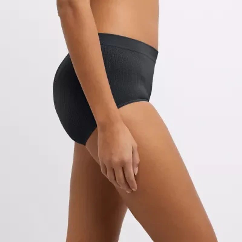 Bali® One Smooth U All Over Smoothing Brief Panties DF2361