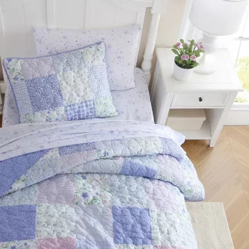Laura Ashley Parker Patchwork Quilt Set