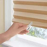 Achim 1/2/2003 Cordless Room Darkening Pleated Shade