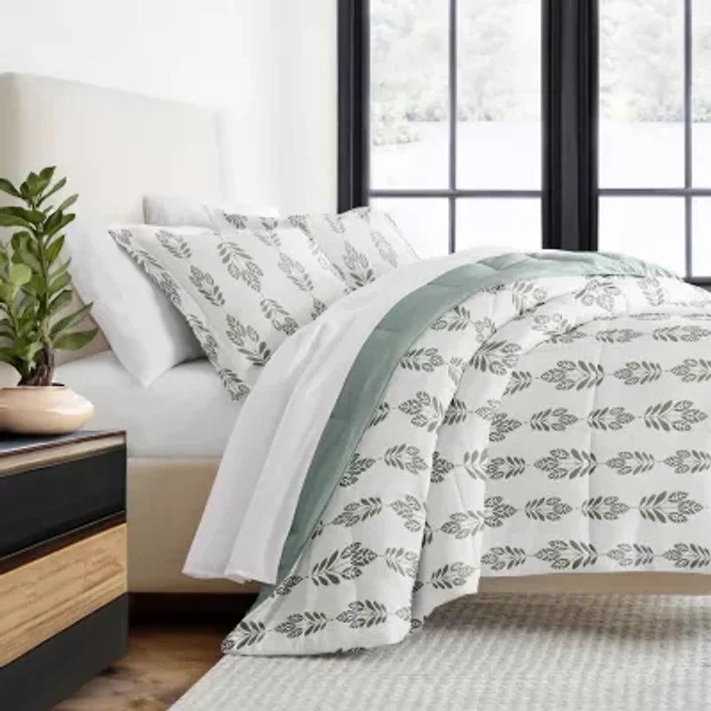 Casual Comfort Folk Leaves Midweight Down Alternative Comforter Set
