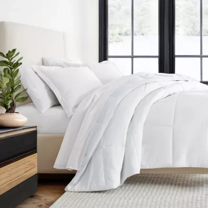 Casual Comfort Ocean Midweight Down Alternative Comforter Set