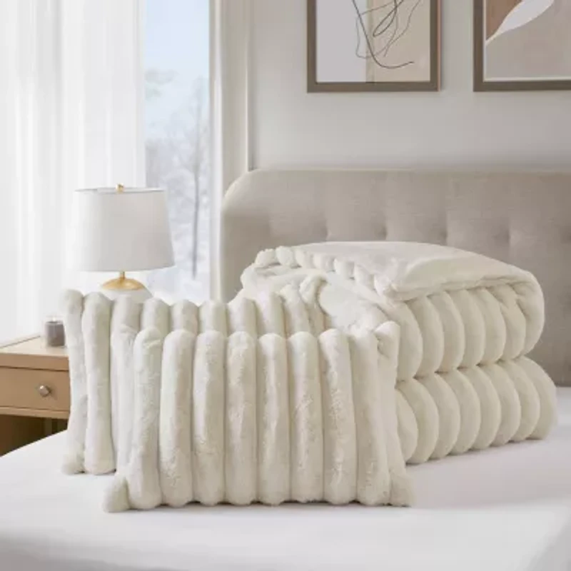 Madison Park Dahlia Faux Fur 3-pc. Midweight Comforter Set