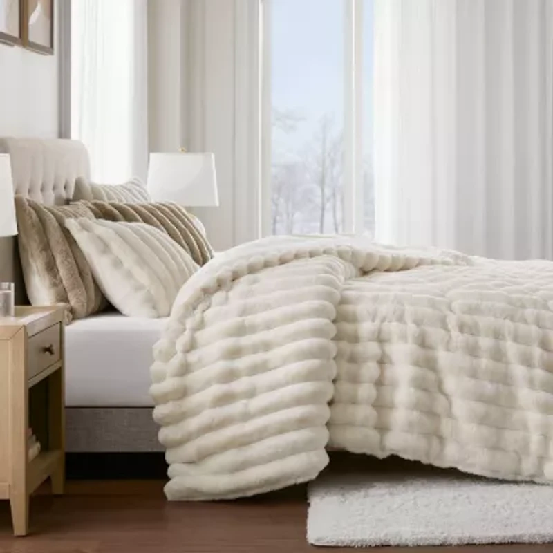 Madison Park Dahlia Faux Fur 3-pc. Midweight Comforter Set