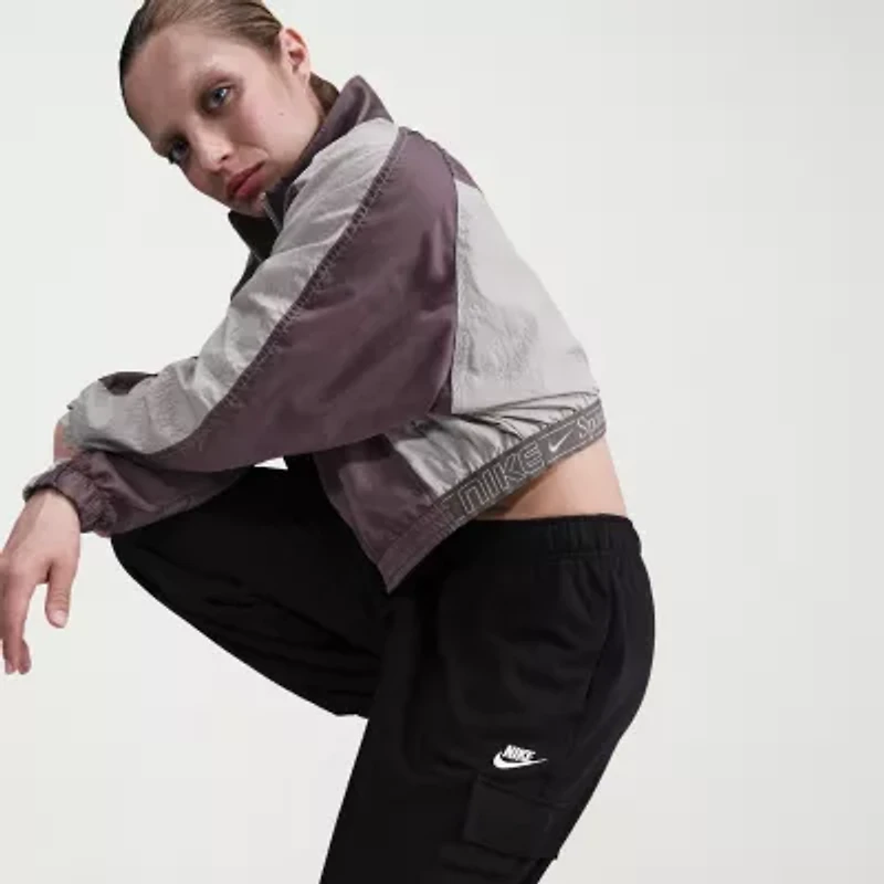 Nike Sportswear Club Fleece Womens Mid Rise Oversized Cargo Sweatpants