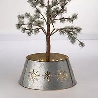 Glitzhome Snowflake With Light String Metal Christmas Tree Collar