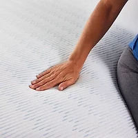 Serta® 3 Soothing Cool Memory Foam Mattress Topper