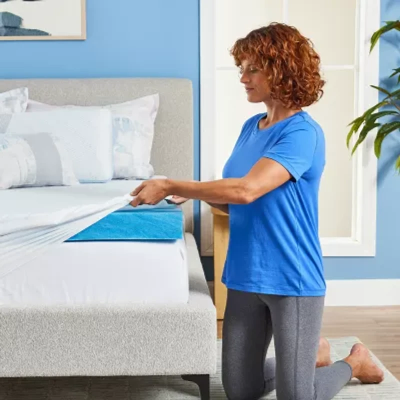 Serta® 3 Soothing Cool Memory Foam Mattress Topper
