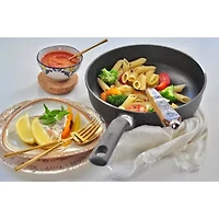 IMUSA Gusto 9.5" Non-Stick Frying Pan