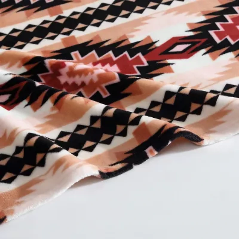 Wrangler Plains Creek Washable Throw