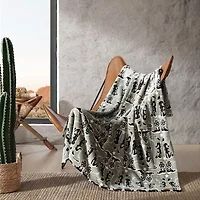 Wrangler Knockin' Boots 50x60 Washable Throw