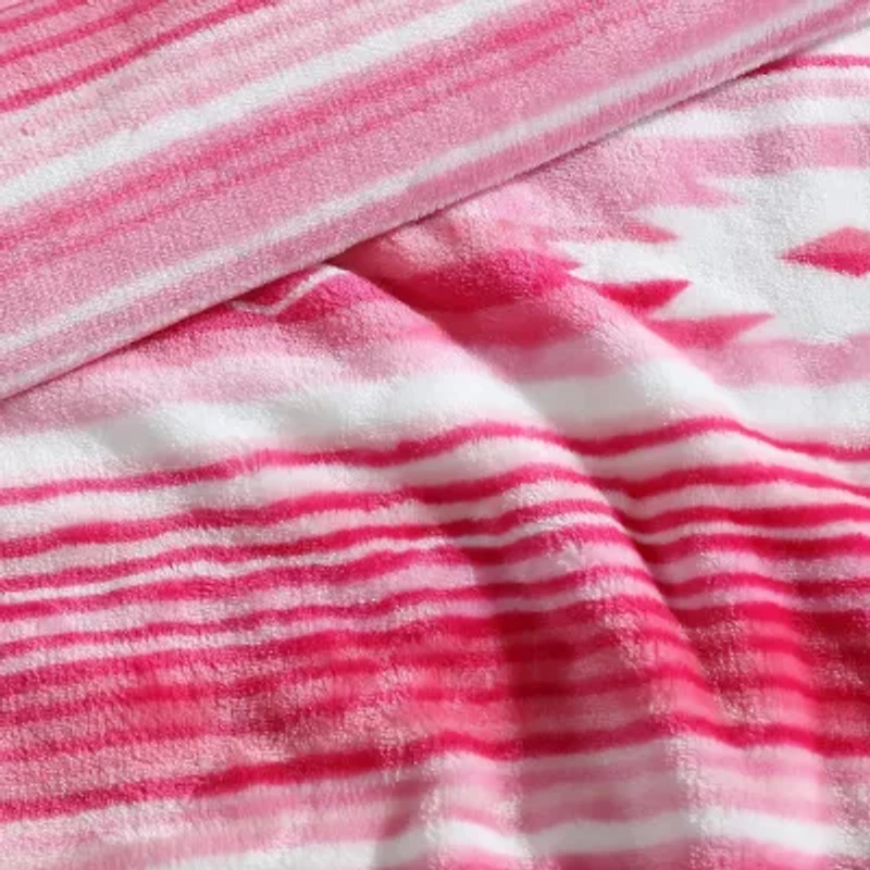 Wrangler Coyote Sands 50x60 Washable Throw