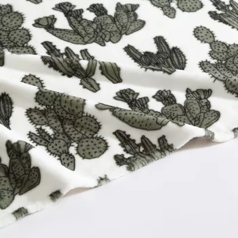 Wrangler Cactus Garden Washable Throw