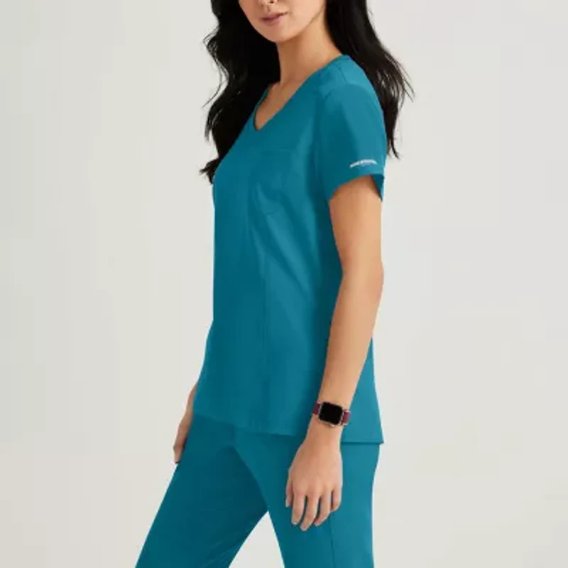 Skechers Skt147 Dignity 1-Pocket Tuck-In Womens Plus Tall V Neck Short Sleeve Stretch Fabric Moisture Wicking Scrub Top