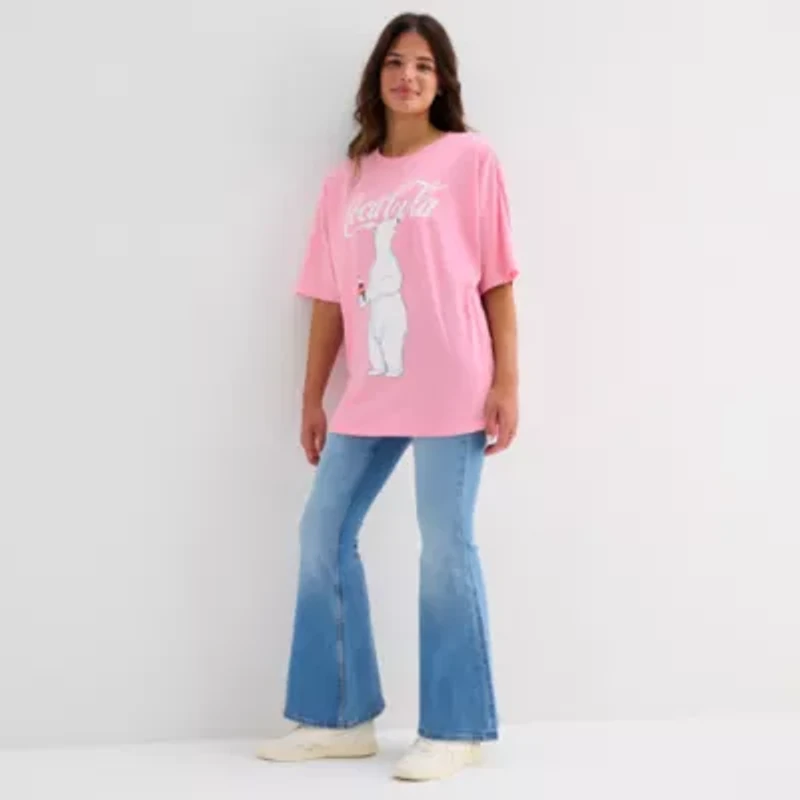 Coca Cola Bear Oversized Tee Womens Juniors Crew Neck Short Sleeve Regular Fit Graphic T-Shirt