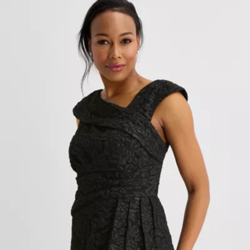 Brianna Milay Womens Sleeveless Evening Gown