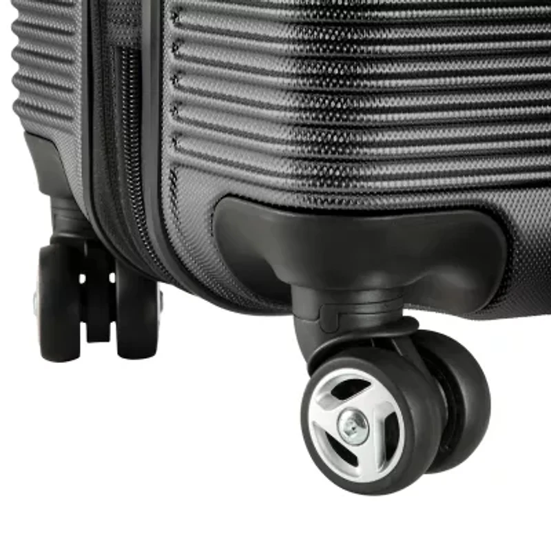 Skyway Chesapeake 3.0 Hardside 24" Luggage
