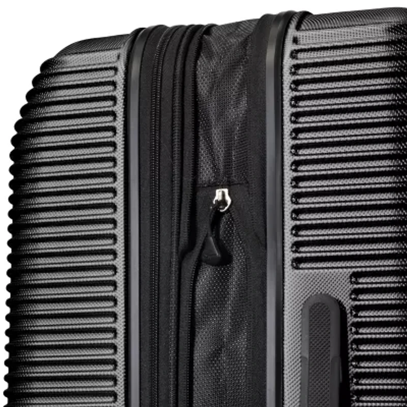 Skyway Chesapeake 3.0 Hardside 24" Luggage