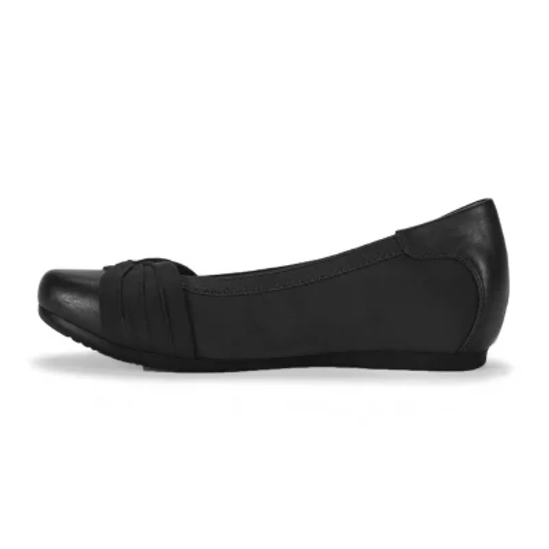 Baretraps Marcie Womens Round Closed Toe Slip-On Shoe