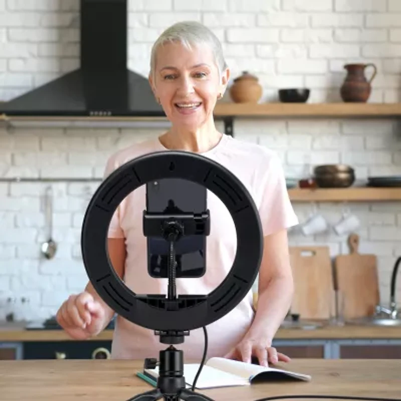 Tripod with Light Ring