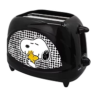 Uncanny Brands Peanuts Snoopy Two-Slice Toaster- Toasts Your Favorite Beagle On Your Toast