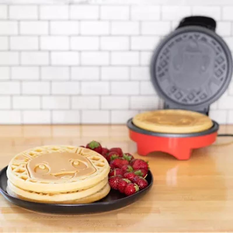 Uncanny Brands Pokémon Eevee Waffle Maker - Make Bounty Eevee Waffles -  Kitchen Appliance