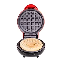 Uncanny Brands Pokémon Pikachu Mini Waffle Maker - Pokémon Kitchen Appliance