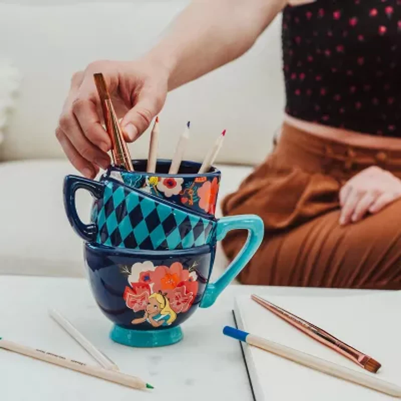 Disney Collection Alice In Wonderland 20 Ounce Alice in Wonderland Coffee Mug