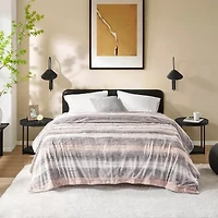 Madison Park Marselle Faux Fur Blanket