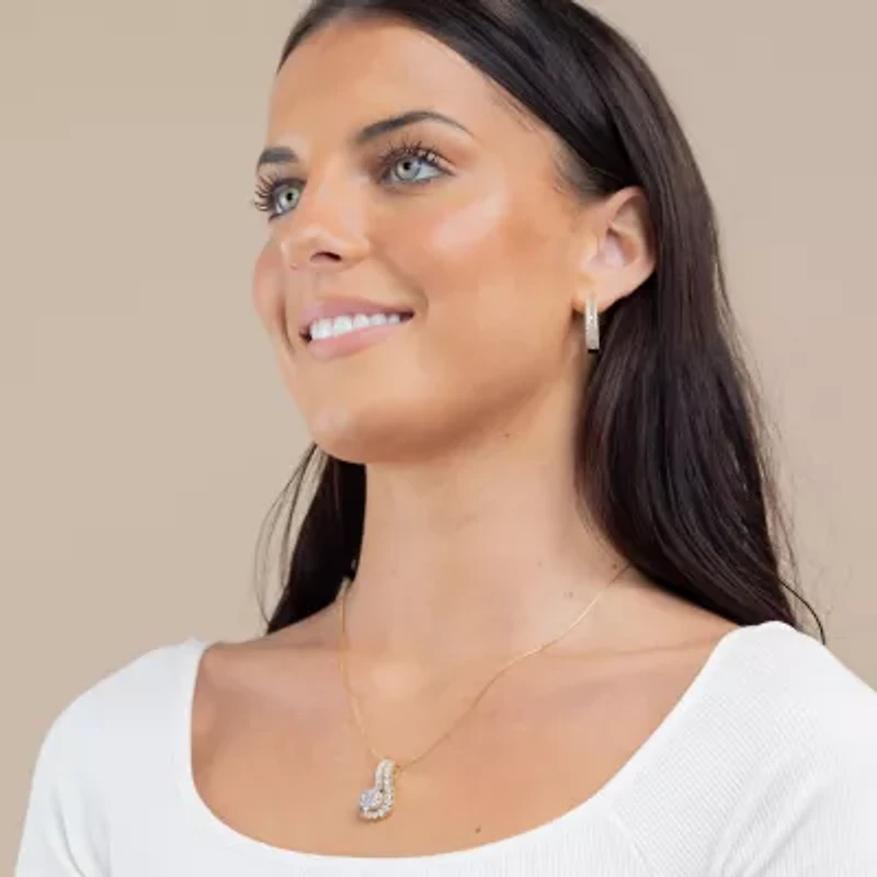 Diamond Blossom (G / Si2) Womens 2 CT. T.W. Lab Grown White Diamond 10K Gold Flower 18 Inch Pendant Necklace