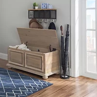 Simmons Living Room Collection Bench