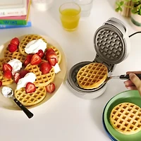 bella Stack & Store Mini Waffle Maker, Fits-anywhere™ kitchenware