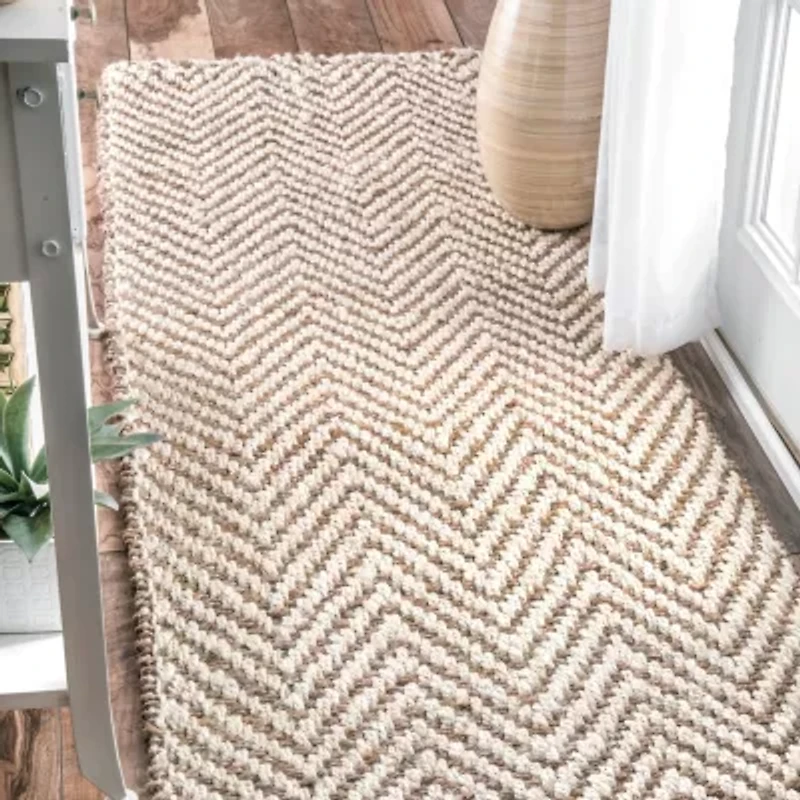 nuLoom Hand Woven Vania Chevron Jute Rug