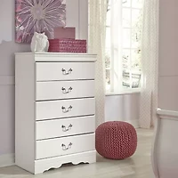 Signature Design by Ashley® Anarasia 5-Drawer Chest