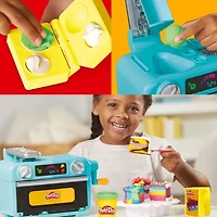 Hasbro Super Slice Cake Maker With Funfetti Or Metallics Play-Doh 22-pc. Dough