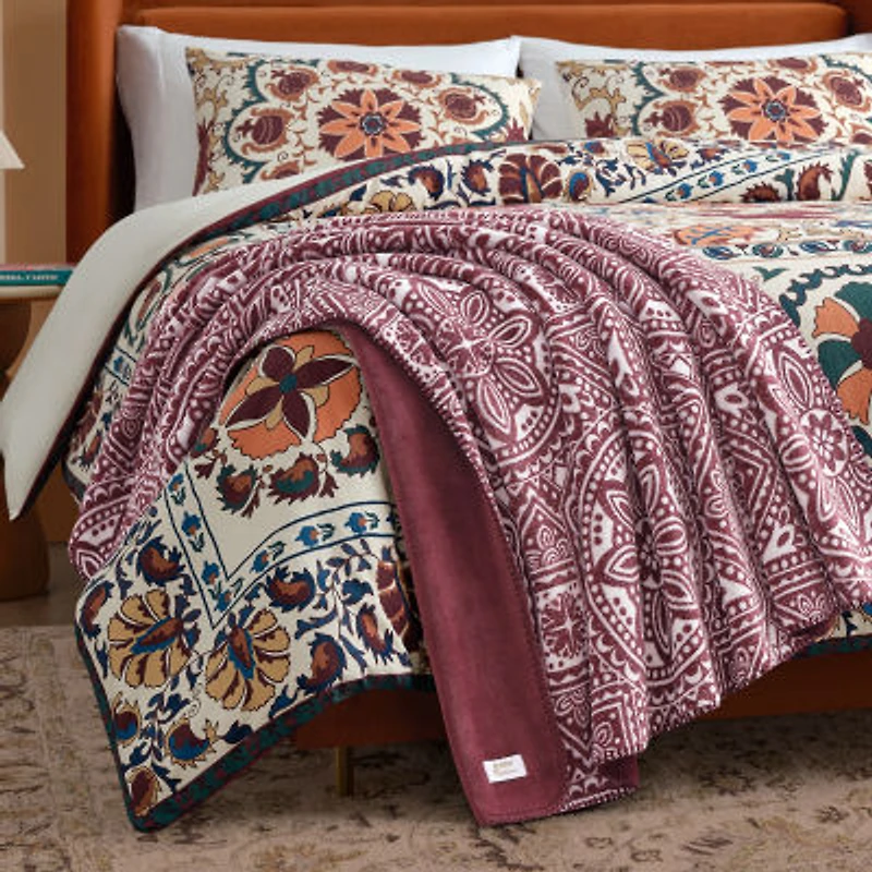 Jenny Martinez Sonora Medallion Reversible Coco Plush Throw