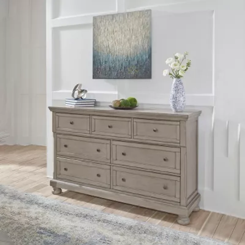 Signature Design by Ashley Lettner 7-Drawer Dresser in Light Gray