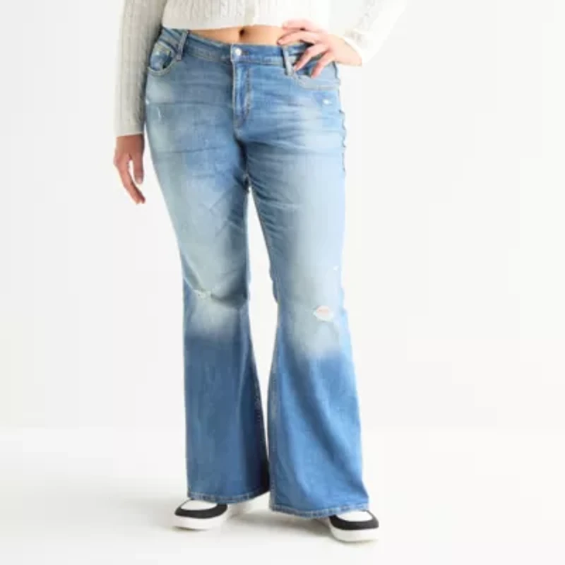 Arizona Womens Juniors Plus Low Rise Flare Leg Jean