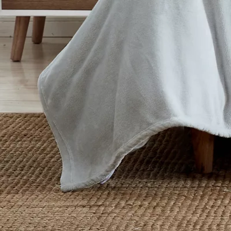 Eddie Bauer Solid Ultra Soft Plush Blanket