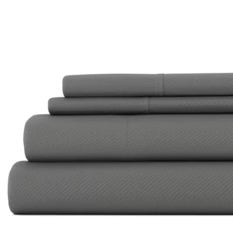 Casual Comfort™ Premium Ultra Soft Chevron Microfiber Wrinkle Free Sheet Set