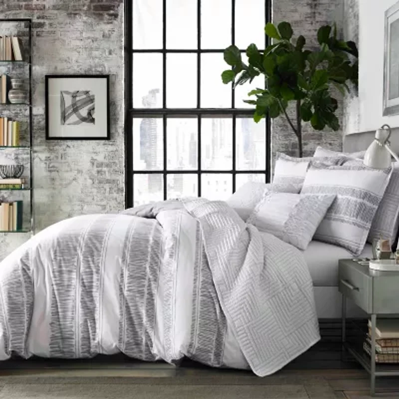 City Scene Ziggy Midweight Comforter Set