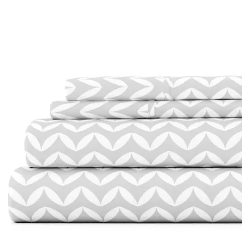 Casual Comfort™ Premium Ultra Soft Puffed Chevron Pattern Sheet Set