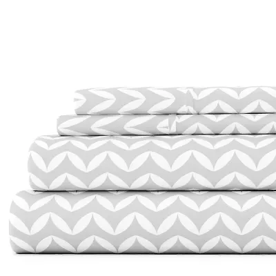 Casual Comfort™ Premium Ultra Soft Puffed Chevron Pattern Sheet Set