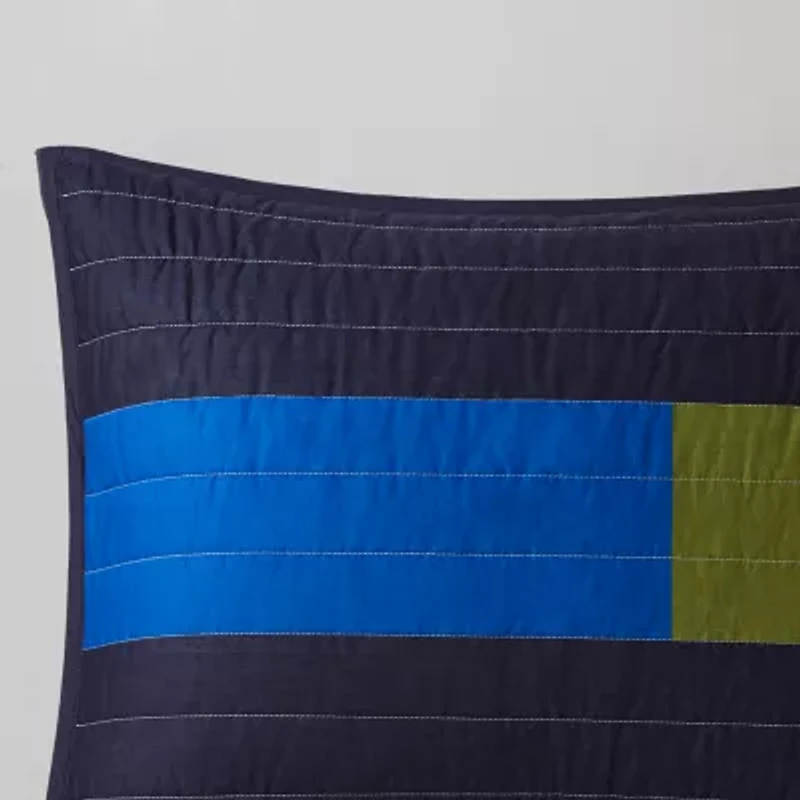 Intelligent Design Emmett Stripe Quilt Set