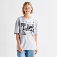New World Brooklyn Oversized Tee Womens Juniors Crew Neck Short Sleeve Graphic T-Shirt