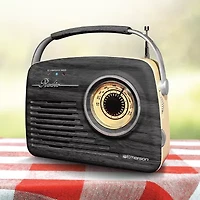 Emerson retro am/FM Radio with Bluetooth Compatible