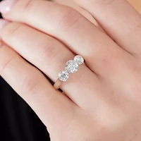 (F / Vs2) Womens 2 CT. T.W. Lab Grown White Diamond 14K Gold 3-Stone Engagement Ring