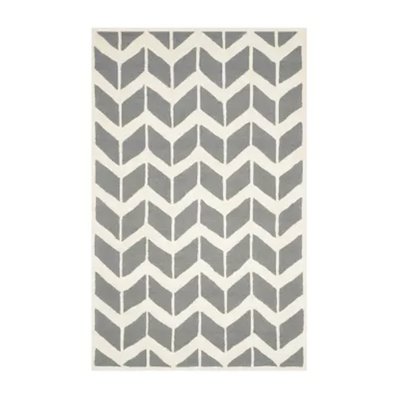 Safavieh Darius Chevron Area Rug
