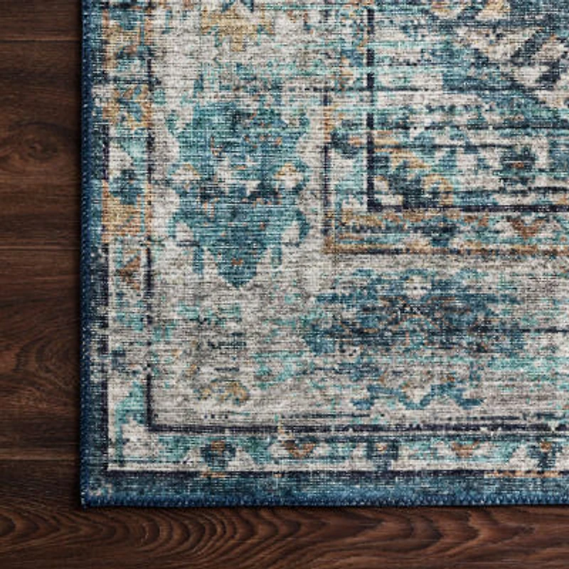 Loloi Skye Indoor Rectangular Accent Rug